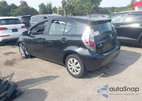 2014 Toyota Prius C Three z USA, uszkodzony, nr VIN JTDKDTB36E1083120